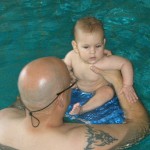 Papi-Babyschwimmen-02